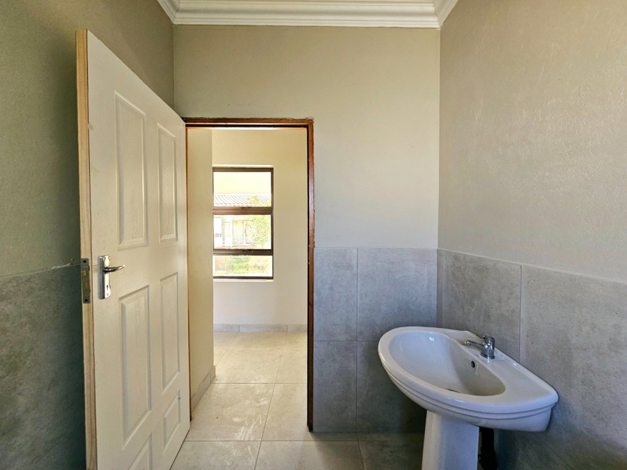 3 Bedroom Property for Sale in Blomanda Free State